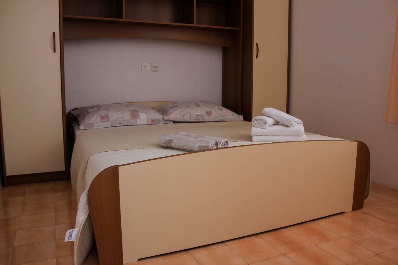 Apartments Pino Makarska Dış mekan fotoğraf