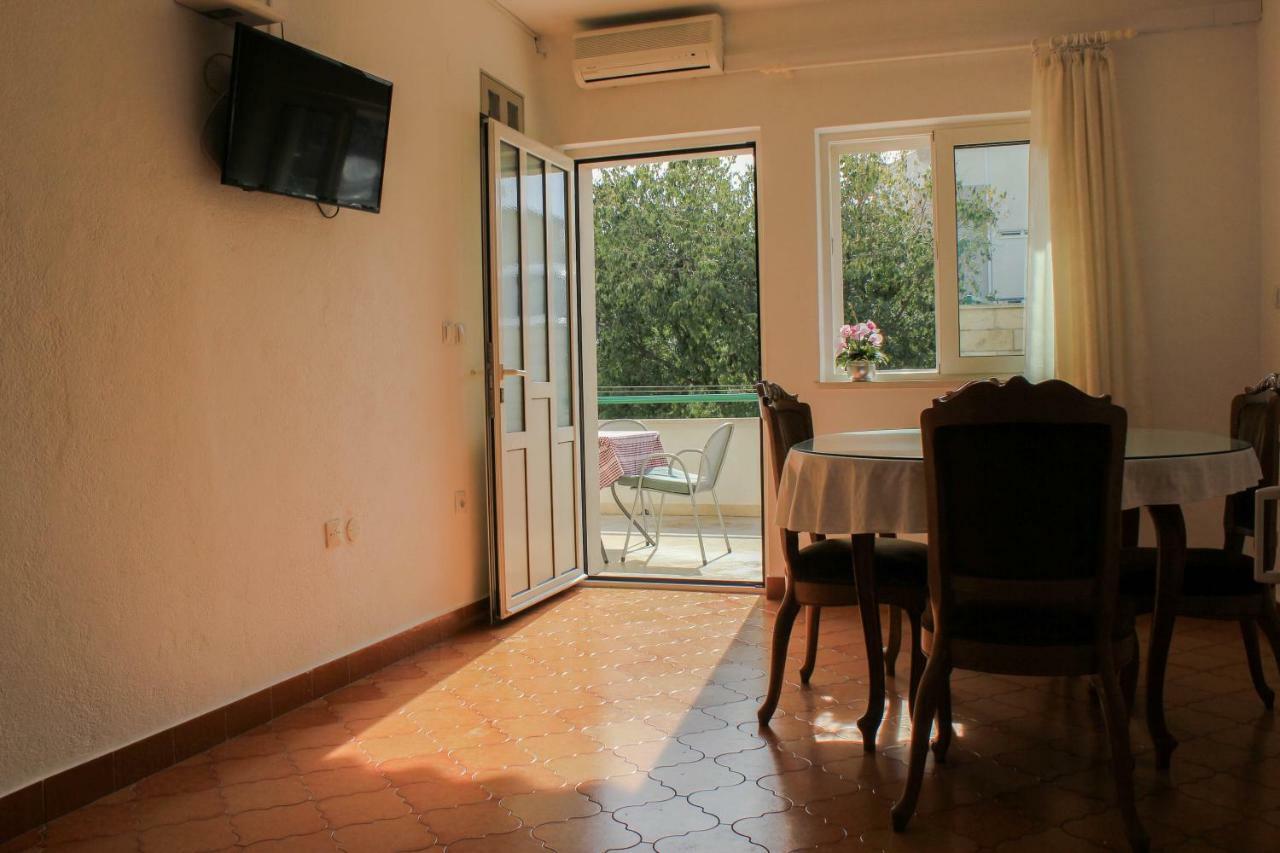 Apartments Pino Makarska Dış mekan fotoğraf